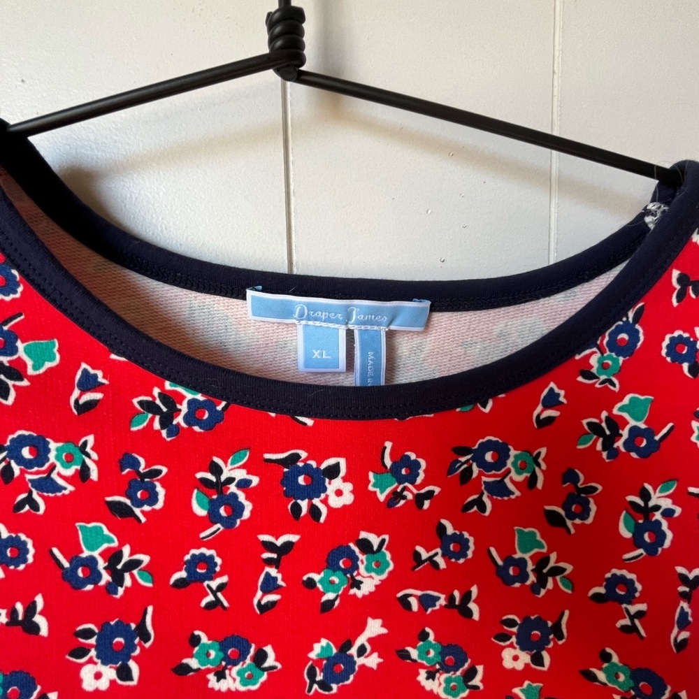 Draper James Coral Floral Ruffle Sleeve Blouse with Navy Trim - Picture 4 of 9
